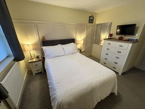 Photo 19- click for photo gallery